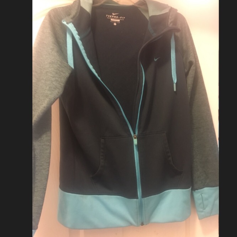 Great NIKE jacket!